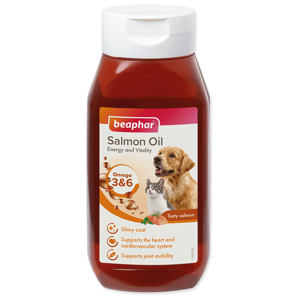 Beaphar Salmon Oil is a natural food supplement suitable for dogs and cats.